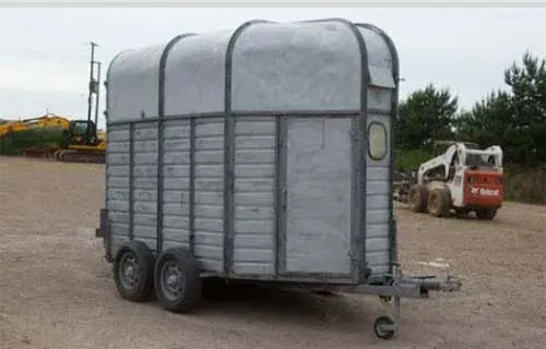 Blast Cleaning - Horse Trailer